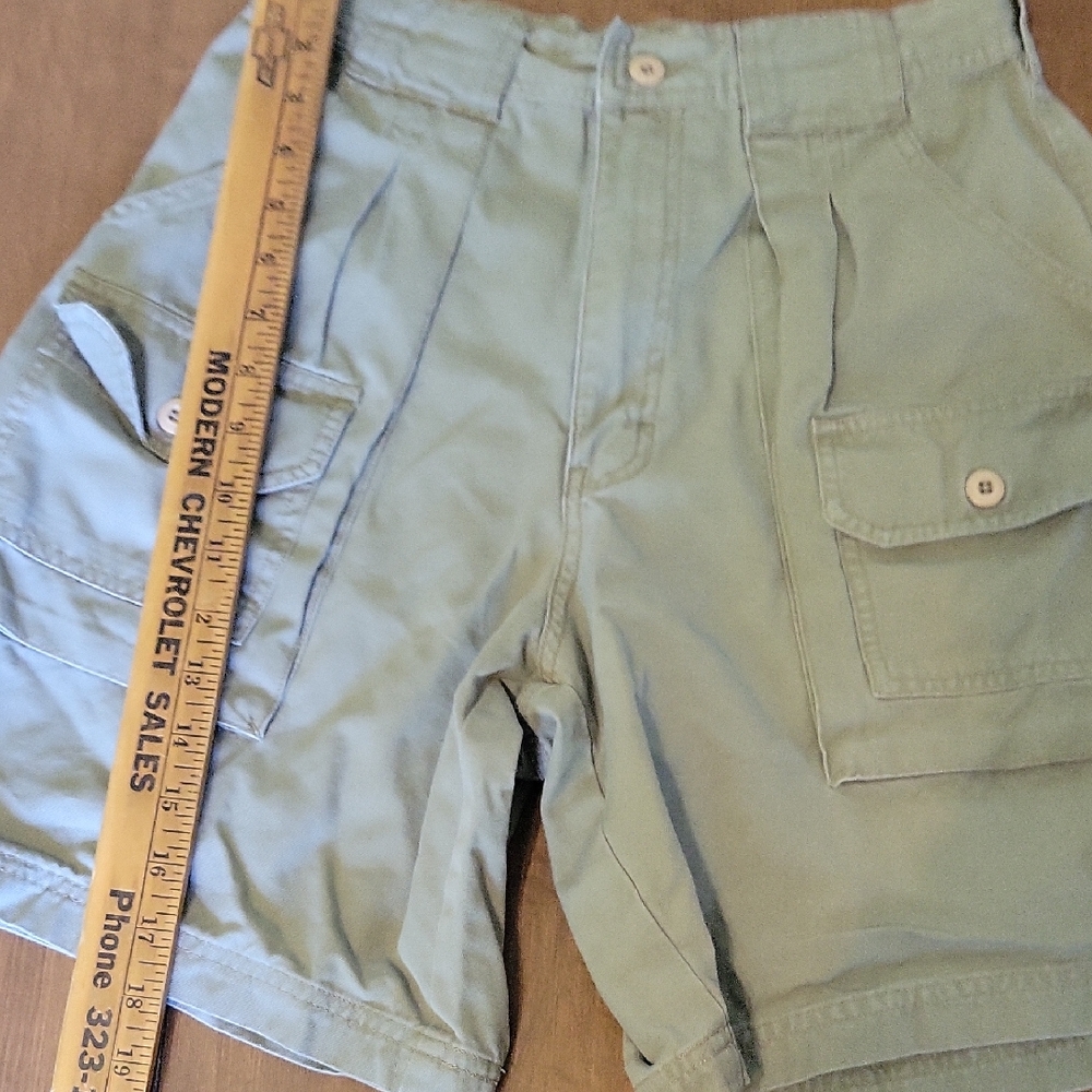 Cabela's Light Olive Cargo Shorts, Size 8